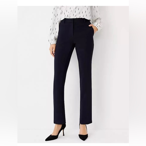 NEW $109 Ann Taylor The straight Ankle Pant in Navy sz 10 - Picture 1 of 3